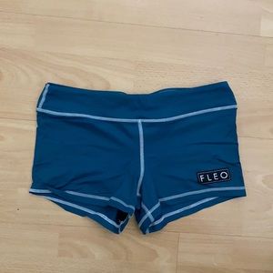 Fleo shorts. 3.25 size M